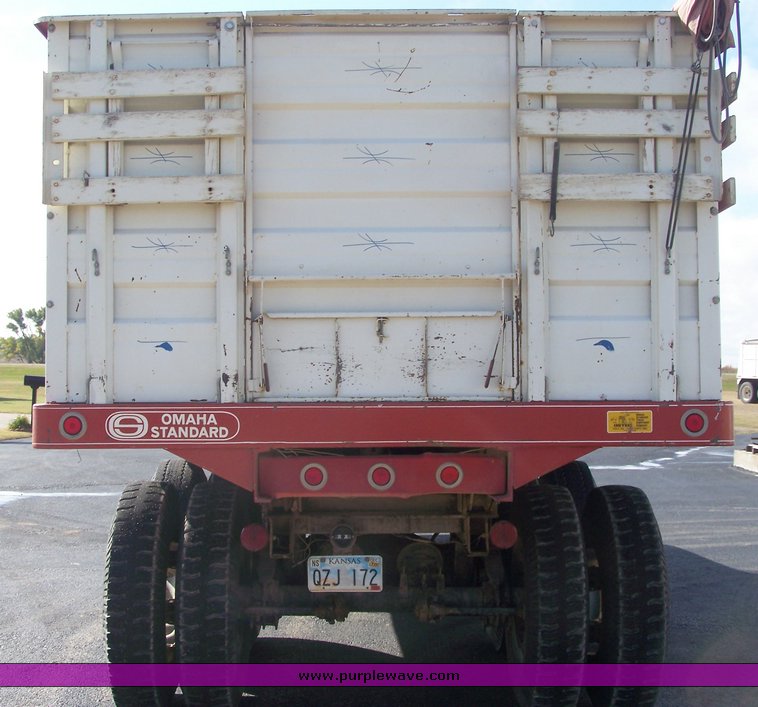 image for item 9000 1968 Chevrolet C-60 truck tandem axle truck