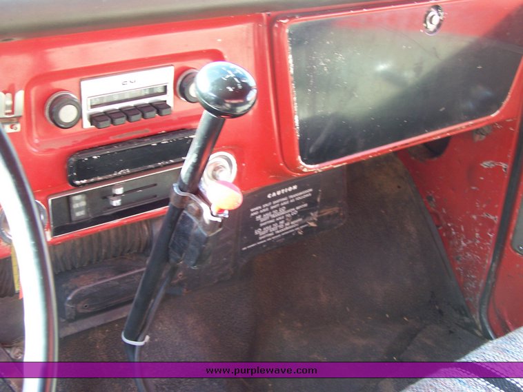 image for item 9000 1968 Chevrolet C-60 truck tandem axle truck