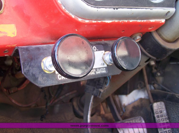 image for item 9000 1968 Chevrolet C-60 truck tandem axle truck