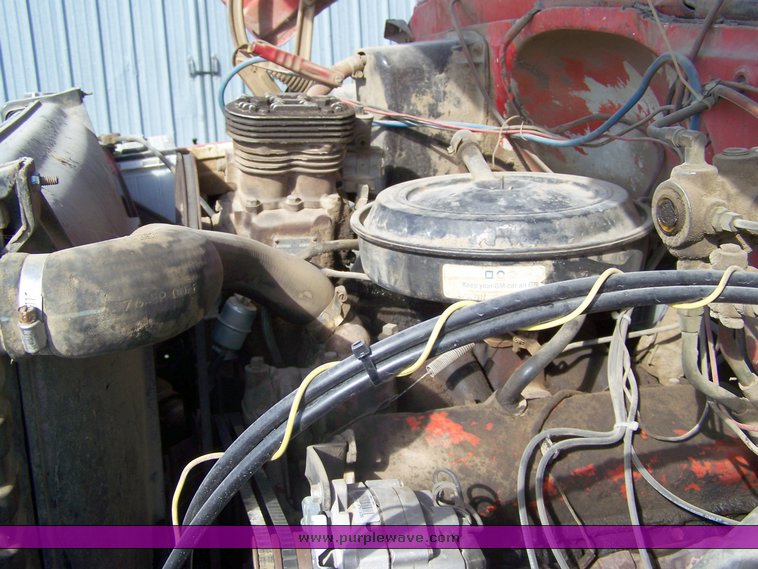 image for item 9000 1968 Chevrolet C-60 truck tandem axle truck