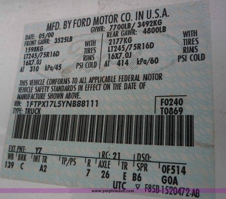 image for item 2067 2000 Ford F150 pickup truck