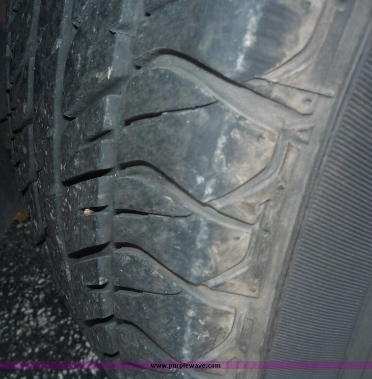 image for item 2089 1997 Chevrolet Camero RS