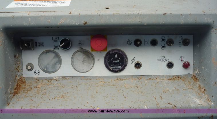 image for item 2217 1999 Mec 4191RT scissor lift