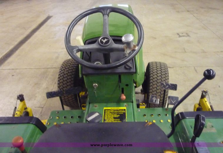 image for item 2232 1995 John Deere 855 utility tractor