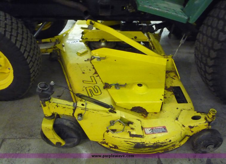 image for item 2232 1995 John Deere 855 utility tractor