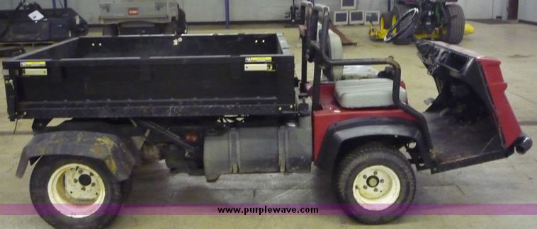image for item 2233 Toro Workman 3200 utility vehicle