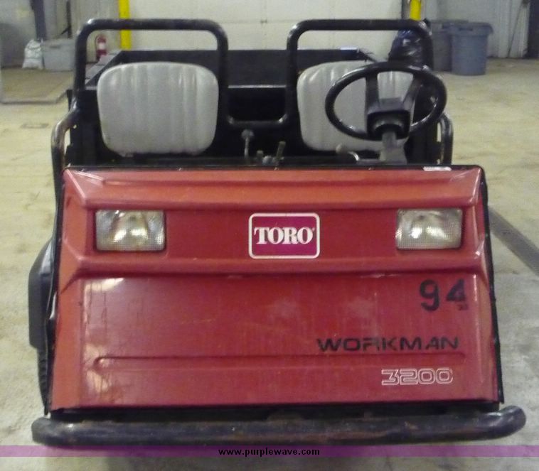 image for item 2233 Toro Workman 3200 utility vehicle