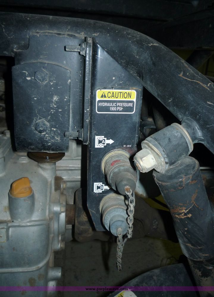 image for item 2233 Toro Workman 3200 utility vehicle