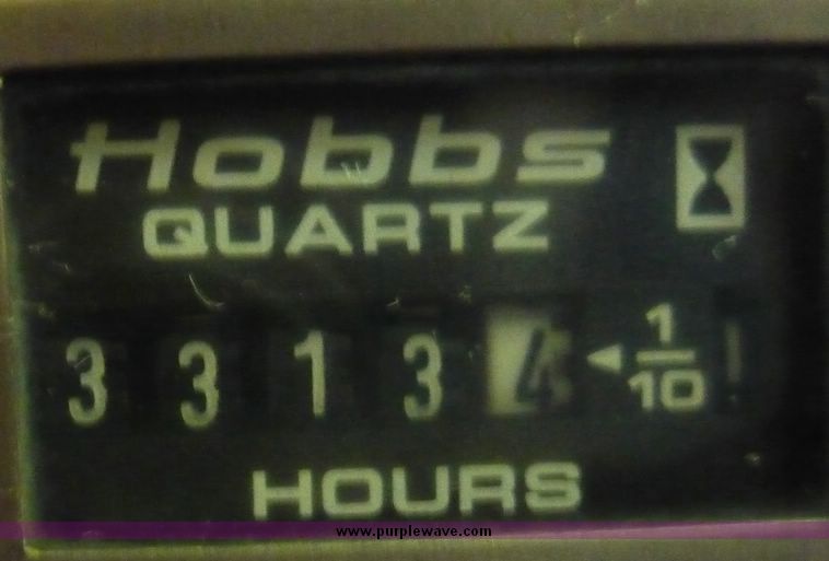 image for item 2233 Toro Workman 3200 utility vehicle