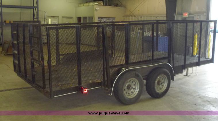 image for item 2237 2007 Heartland utility trailer