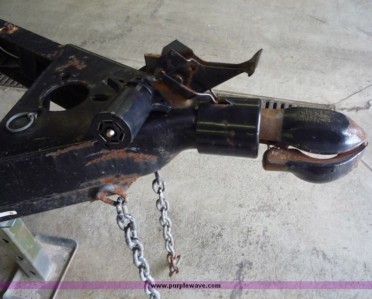 image for item 2237 2007 Heartland utility trailer