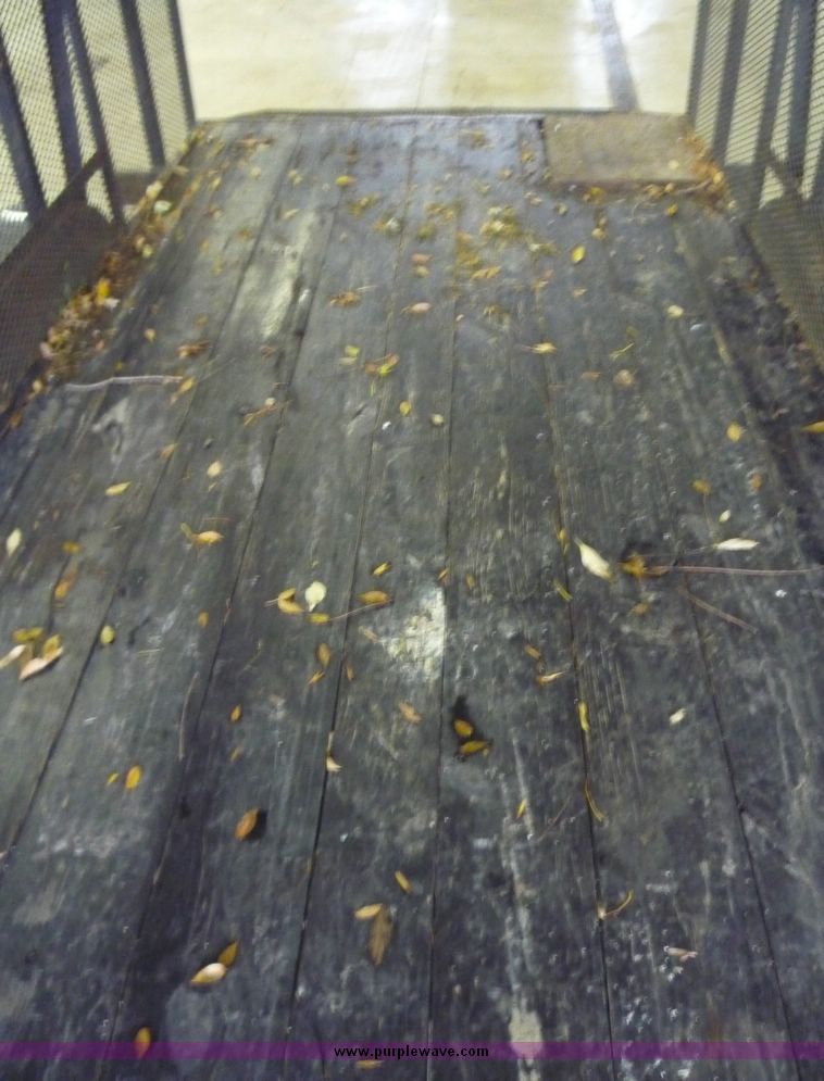 image for item 2237 2007 Heartland utility trailer