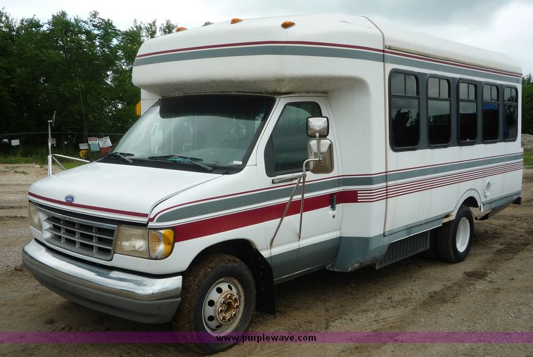 image for item 3598 1992 Ford E350 20 passenger bus