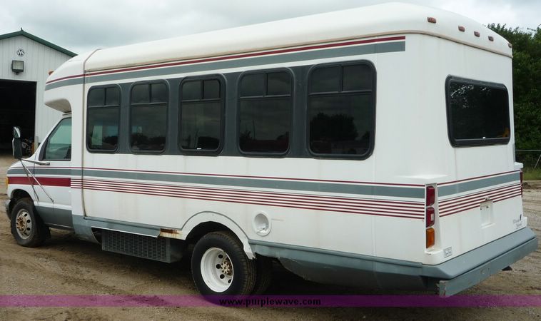 image for item 3598 1992 Ford E350 20 passenger bus
