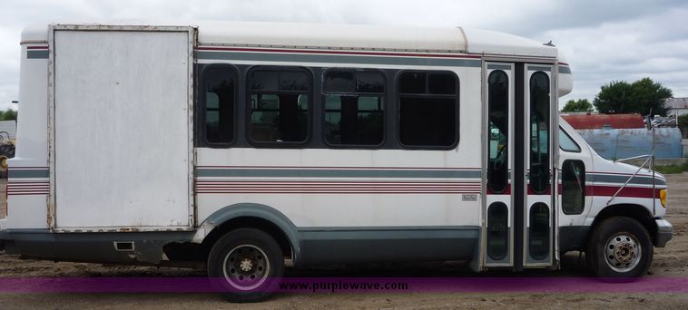 image for item 3598 1992 Ford E350 20 passenger bus
