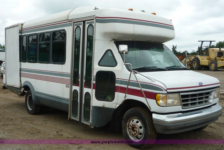 image for item 3598 1992 Ford E350 20 passenger bus