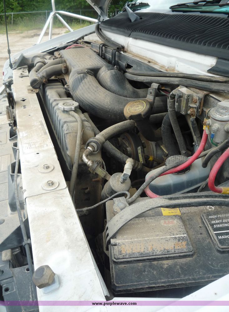 image for item 3598 1992 Ford E350 20 passenger bus