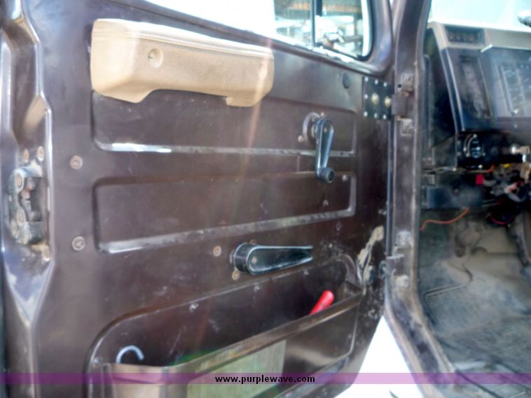 image for item 4020 1990 International 4700