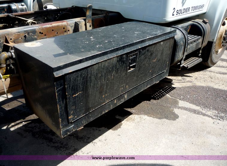 image for item 4020 1990 International 4700