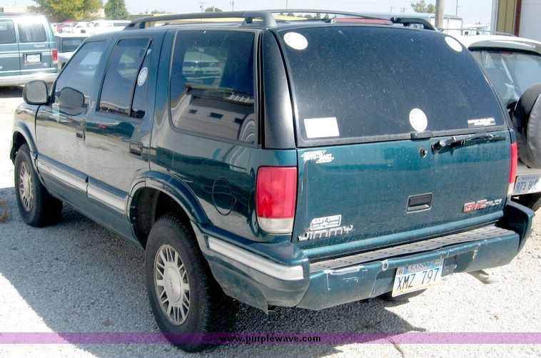 image for item 6689 1997 GMC Jimmy