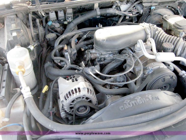 image for item 6689 1997 GMC Jimmy