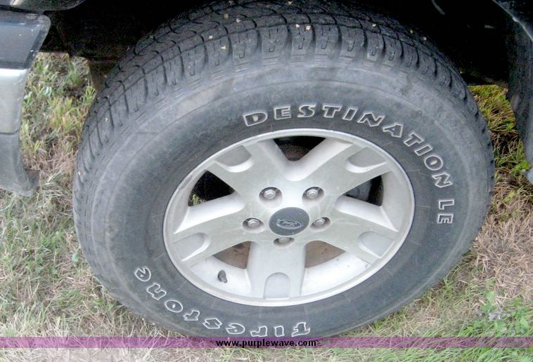 image for item 6691 2003 Ford F150 pickup truck