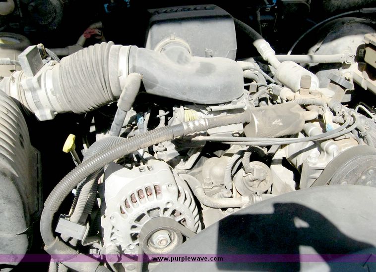 image for item 6695 1996 Chevrolet C1500 suburban