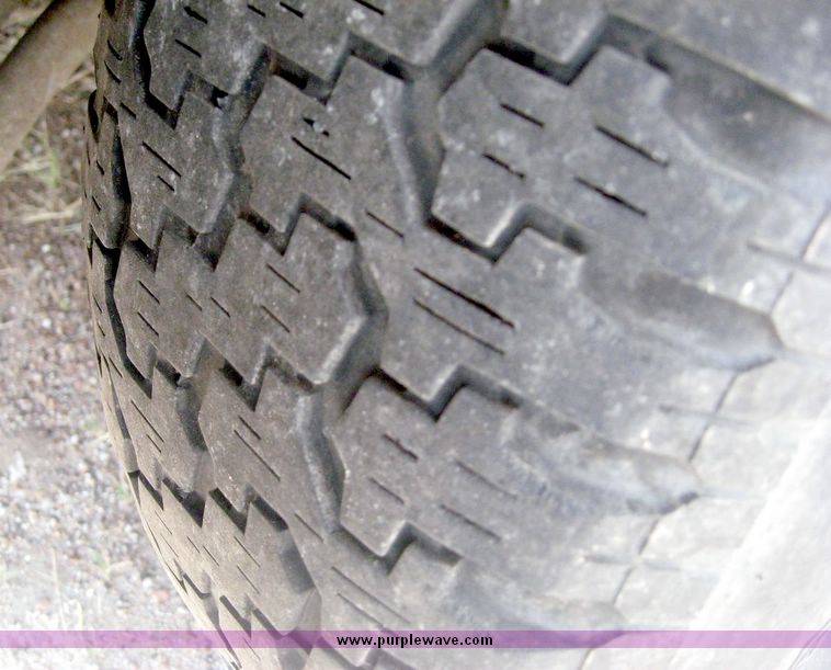 image for item 6695 1996 Chevrolet C1500 suburban