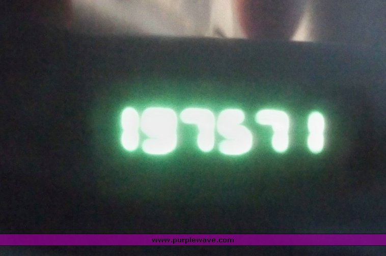 image for item 7512 1999 Dodge Ram B2500 van