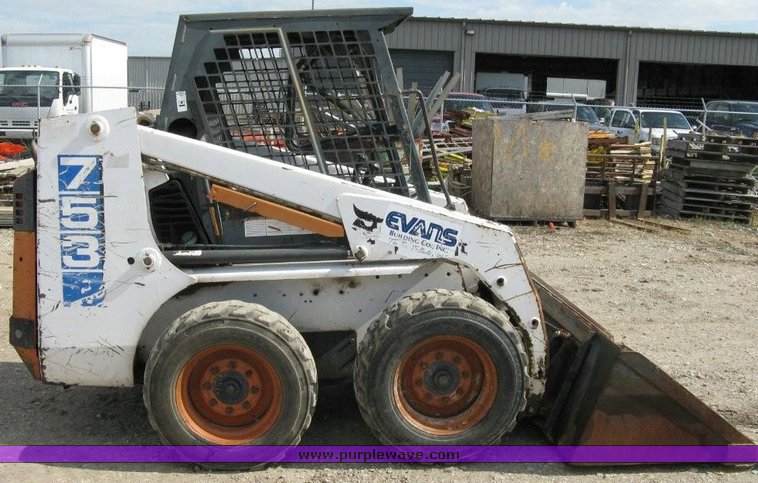 image for item 7515 Bobcat 753 skid steer