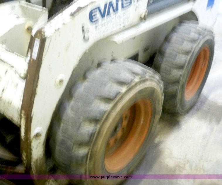 image for item 7515 Bobcat 753 skid steer