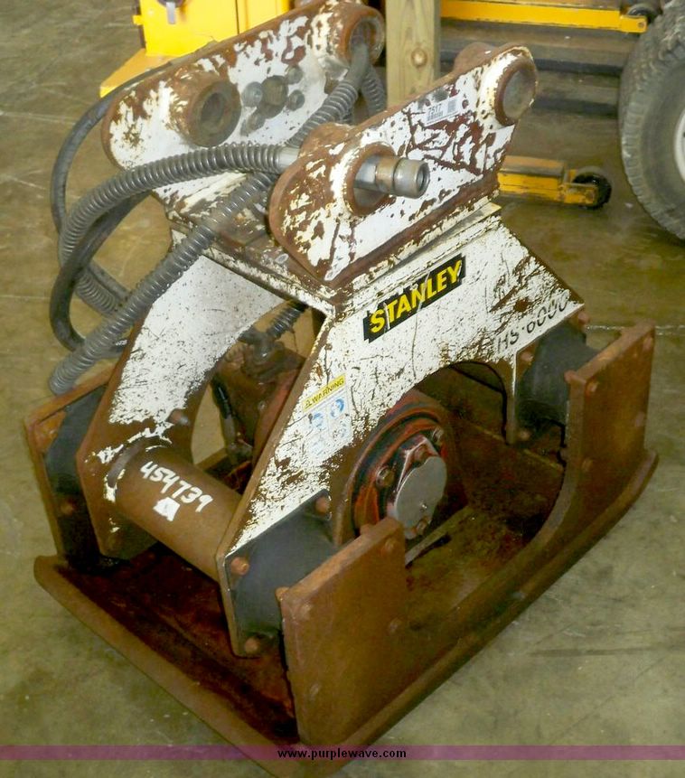 image for item 7517 Stanley 442 series 6000 vibrating plate compactor