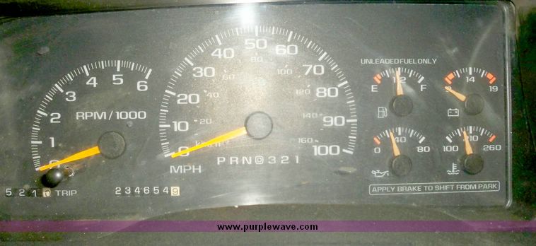 image for item 7518 1998 Chevrolet C2500  extended cab pickup truck