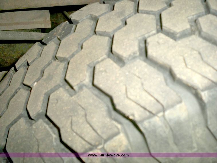 image for item 7518 1998 Chevrolet C2500  extended cab pickup truck