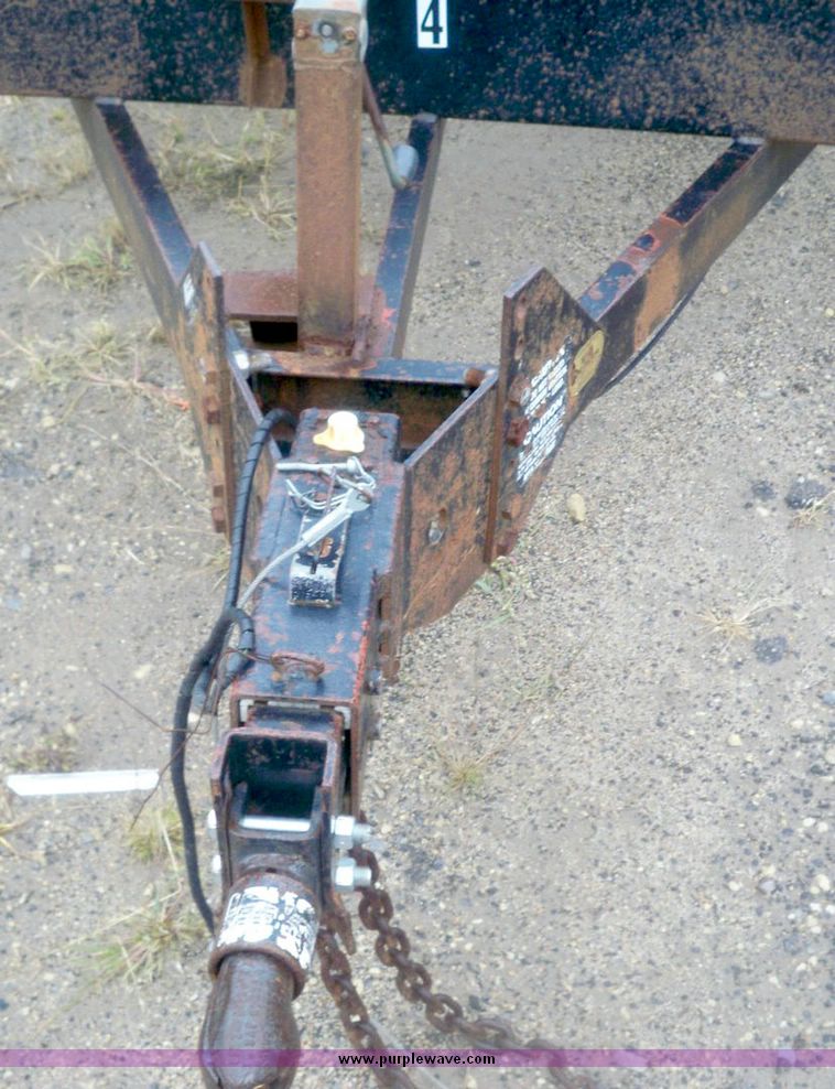 image for item 7522 16' tandem axle trailer