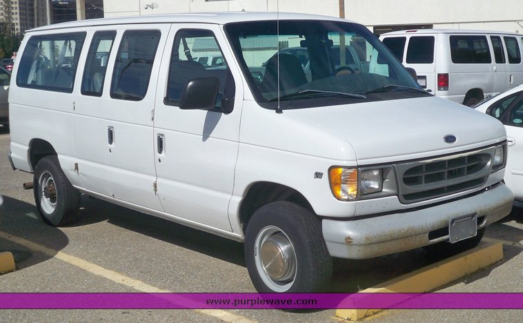 image for item 7655 1998 Ford Club Wagon E350 HD