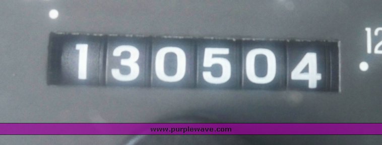 image for item 7655 1998 Ford Club Wagon E350 HD