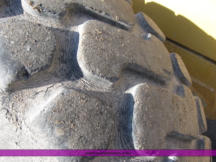 image for item 8394 1990 Caterpillar 950E wheel loader