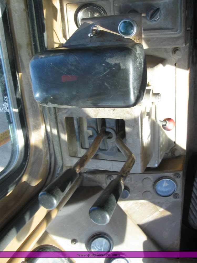 image for item 8394 1990 Caterpillar 950E wheel loader