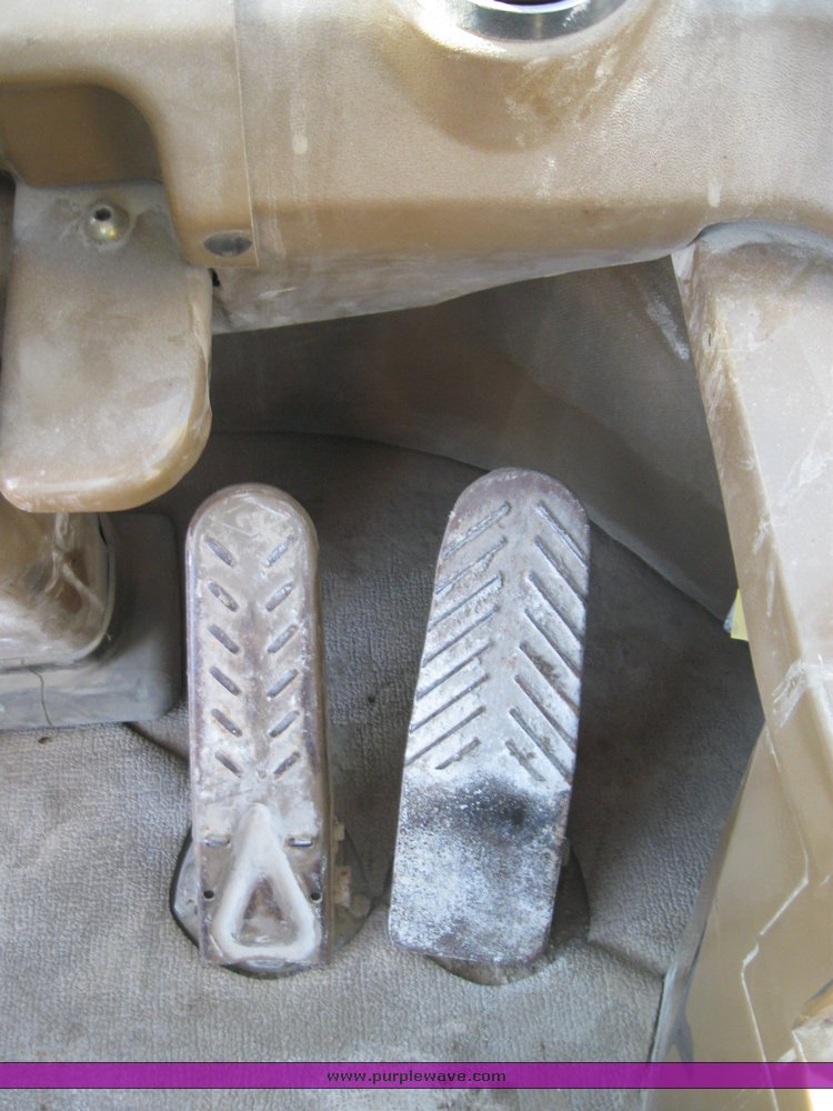 image for item 8394 1990 Caterpillar 950E wheel loader