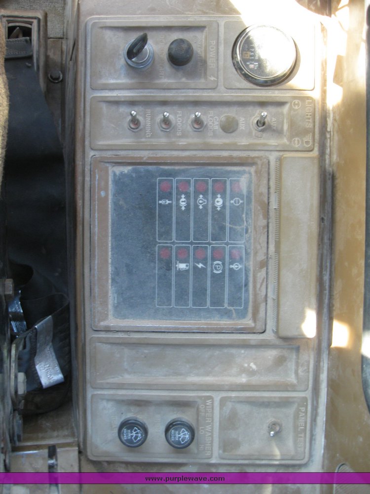 image for item 8394 1990 Caterpillar 950E wheel loader