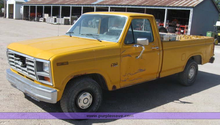 image for item 8395 1985 Ford F150