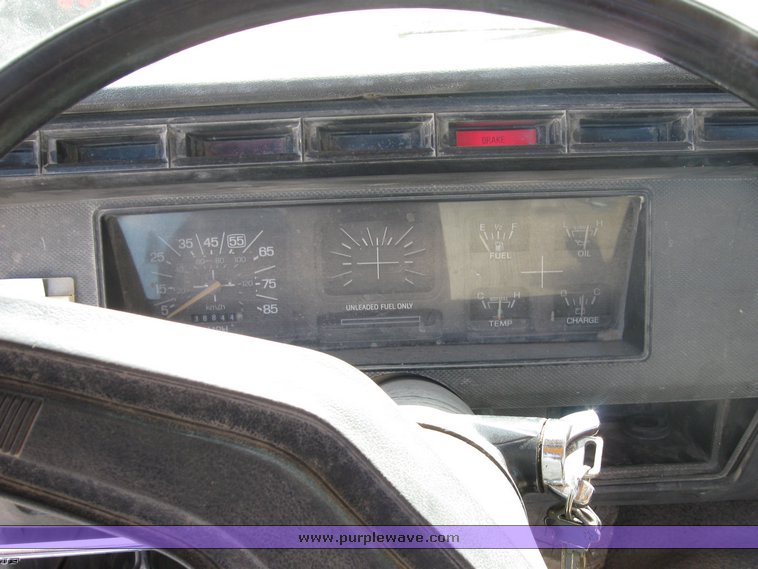 image for item 8395 1985 Ford F150