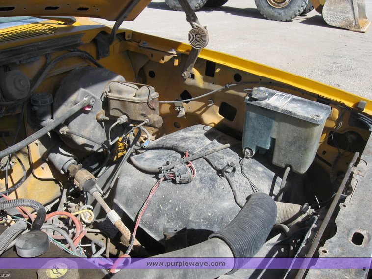 image for item 8395 1985 Ford F150