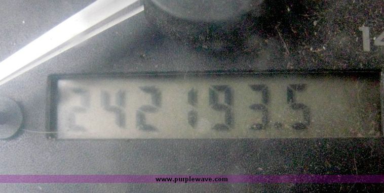 image for item 8640 1994 Ford F150 pickup truck