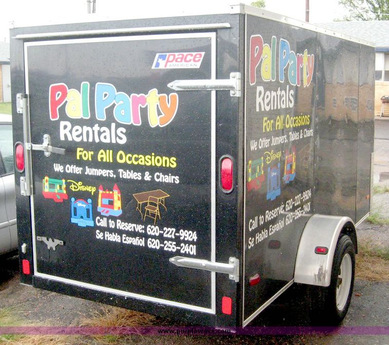 image for item 8641 2006 Pace 14' enclosed trailer