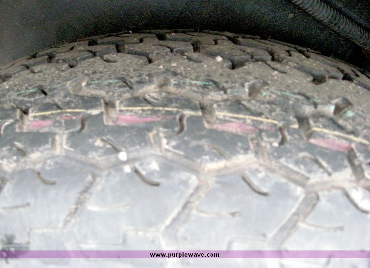 image for item 8641 2006 Pace 14' enclosed trailer