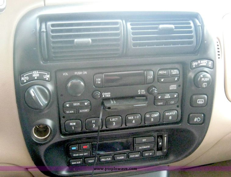 image for item 8642 1997 Ford Explorer