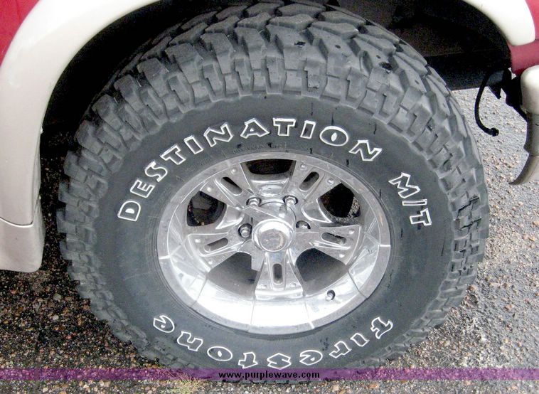 image for item 8642 1997 Ford Explorer