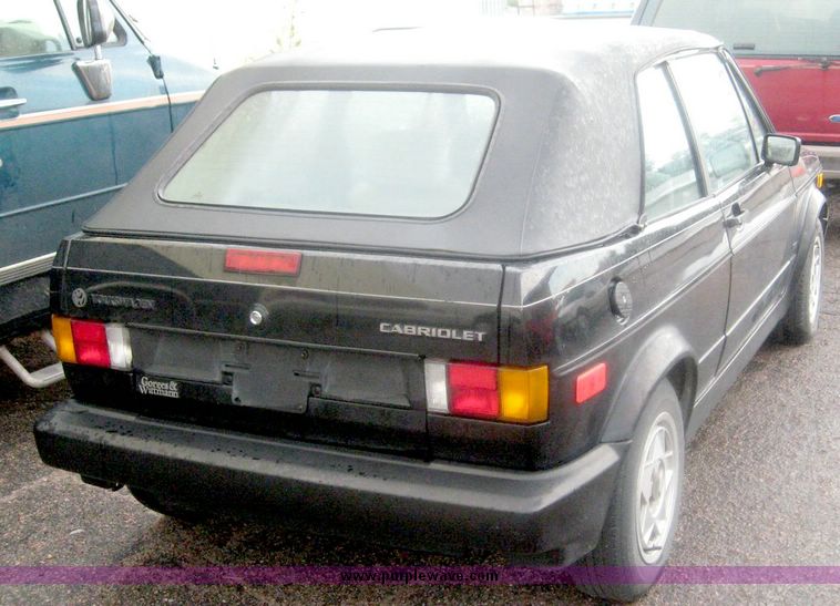 image for item 8643 1992 Volkswagen Cabriolet